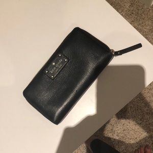 Black zip Kate spade wallet